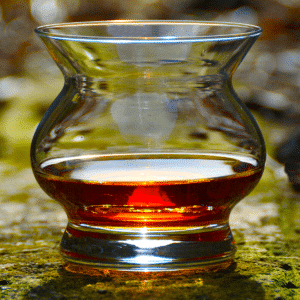 NEAT Elite Glass with whisky